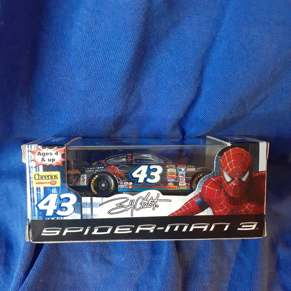 💯RARE 2007 #43 Bobby Labonte General Mills Spiderman 1/64 Diecast Cheerios
